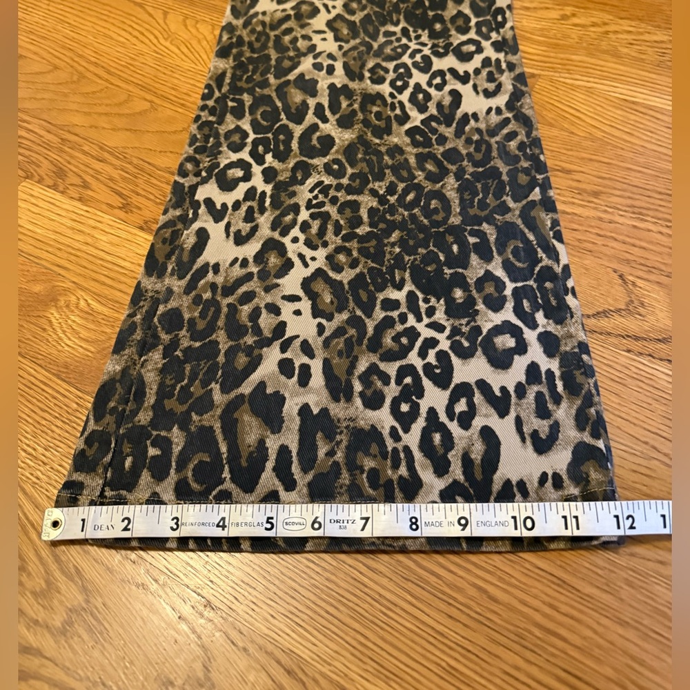 NWT high waist Leopard Print Wide Leg Pants size M - Picture 11 of 14